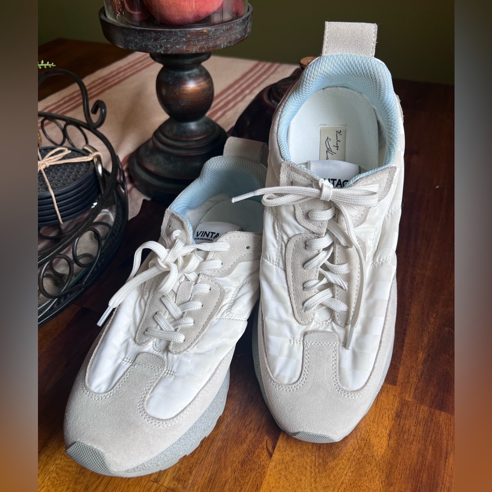 Vintage Havana Miles 1 White and Blue Multi Sneakers